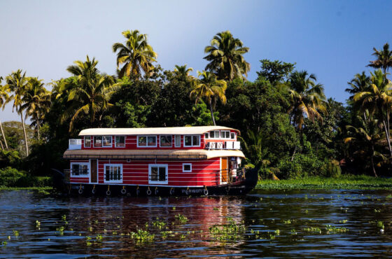 The Houseboat Lullaby Sojourn